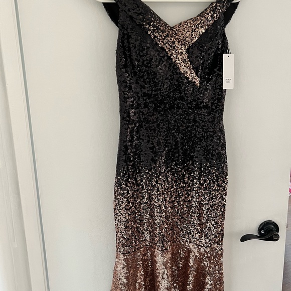 rose gold color and black elegant sequins party dress - Picture 2 of 7